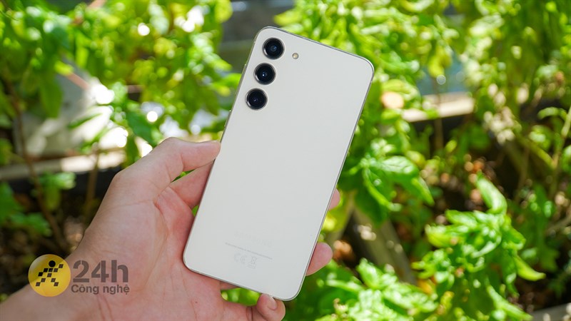 Galaxy S21 FE, S22 Ultra, S23 series, đua nhau giảm giá cuối tuần