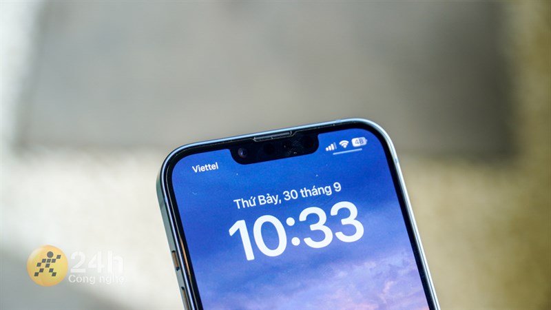 Phần notch tai thỏ không ảnh hưởng quá nhiều đến trải nghiệm sử dụng iPhone 14 của mình.