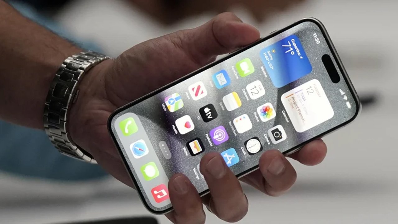 iPhone tự thoát ứng dụng