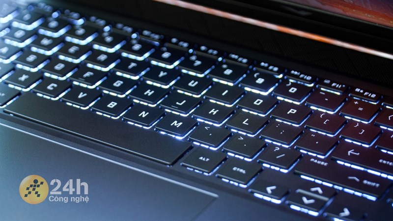 Bàn phím HP VICTUS 16 e1106AX cho cảm giác gõ rất đã