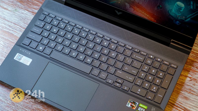 HP VICTUS 16 e1106AX được trang bị hệ thống bàn phím layout 98%