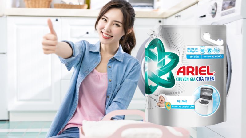 Nước giặt Ariel chuyên gia cửa trên dịu nhẹ cho da nhạy cảm