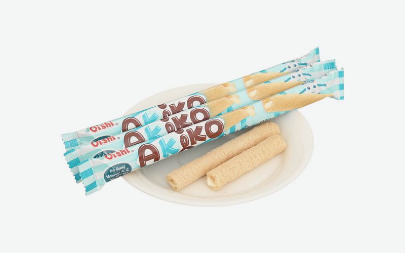 Snack que nhân sữa Oishi Akiko