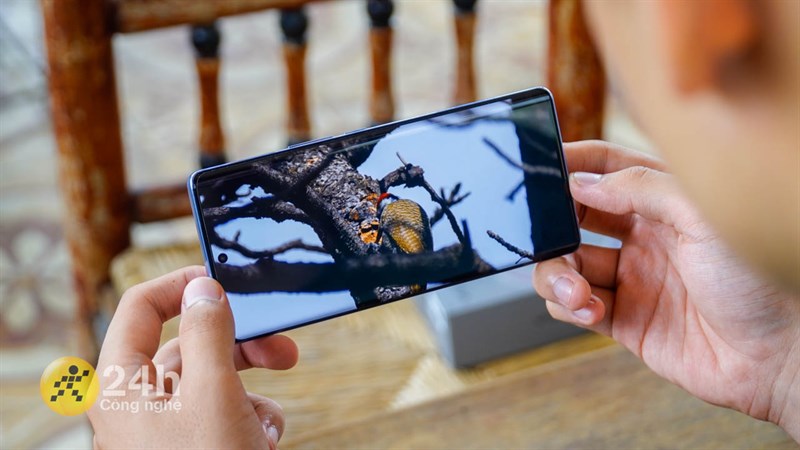 Loạt điện thoại mới ra mắt giảm liên tục