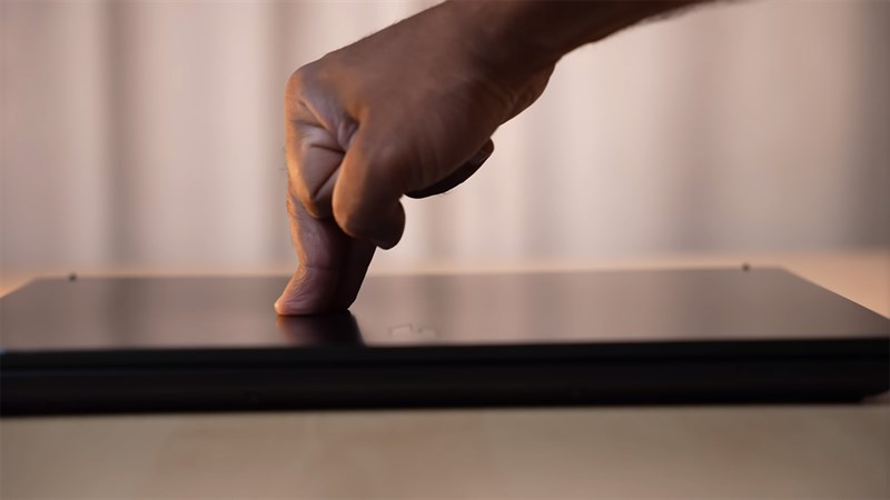 Acer Nitro V 2023 được thiết kế cứng cáp hơn thế hệ trước Acer Nitro V 2023 được thiết kế cứng cáp hơn thế hệ trước