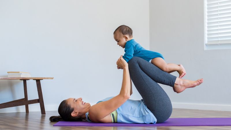 Lợi ích của yoga đối với các mẹ sau sinh