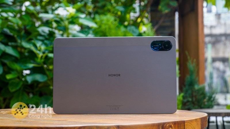 Honor Pad X9 còn có dung lượng pin và bộ nhớ tuyệt vời để lưu trữ thỏa thích Honor Pad X9 còn có dung lượng pin và bộ nhớ tuyệt vời để lưu trữ thỏa thích