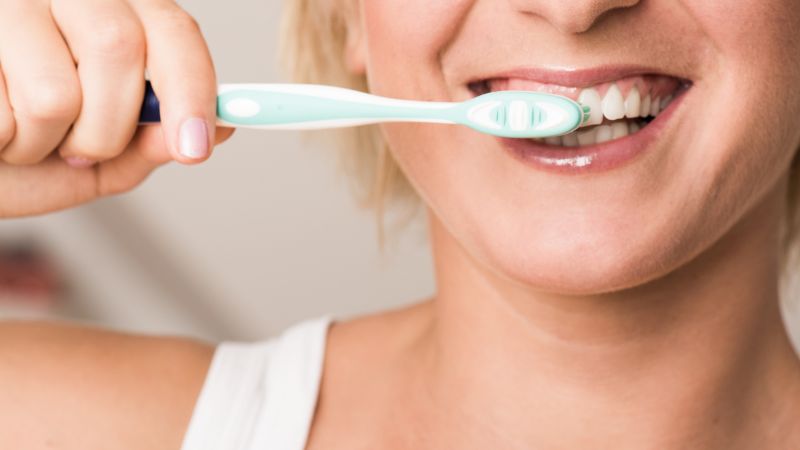 Thay đổi chế độ vệ sinh răng miệng đúng cách