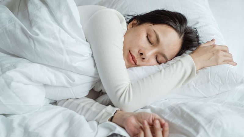Ăn lá hẹ giúp cải thiện giấc ngủ