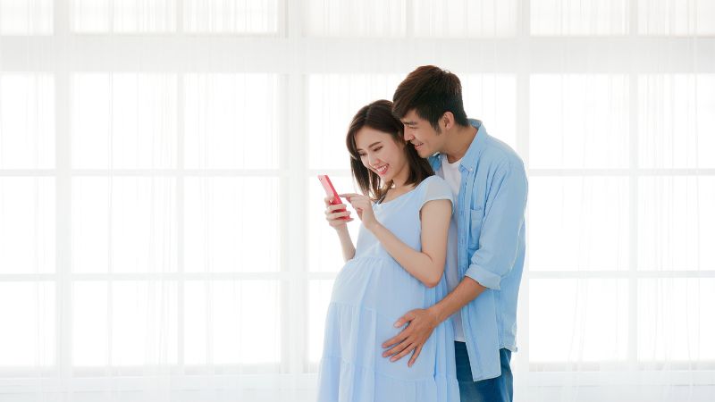 Những lưu ý khi phụ nữ mang thai sử dụng điện thoại di động