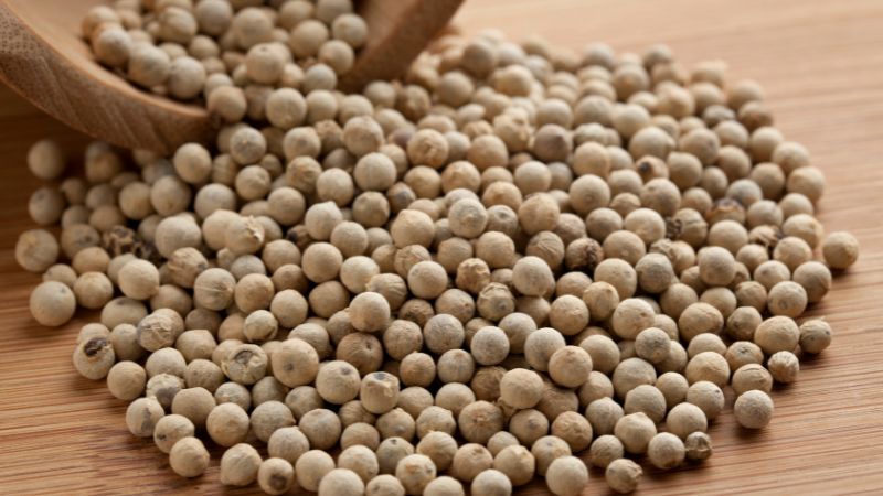 Giá tiêu thế giới