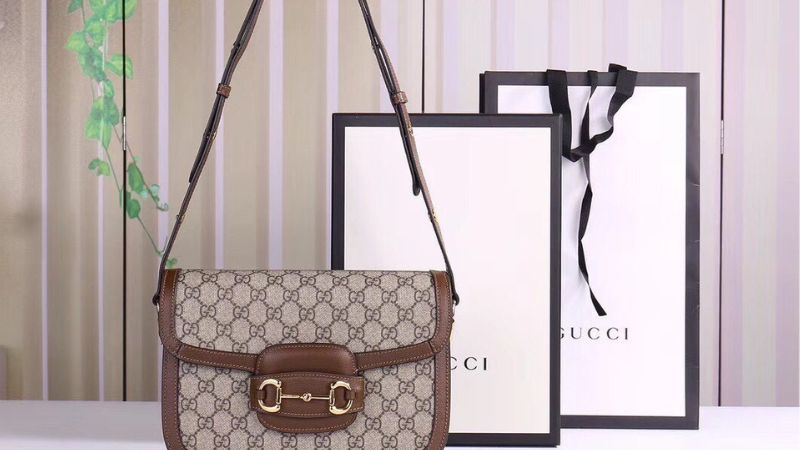 Túi xách thương hiệu Gucci