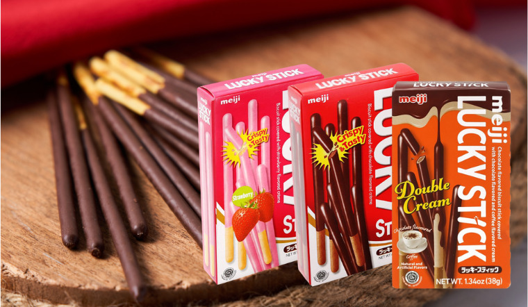 Bánh que Meiji Lucky Stick phủ kem với 3 hương vị giòn ngon hấp dẫn