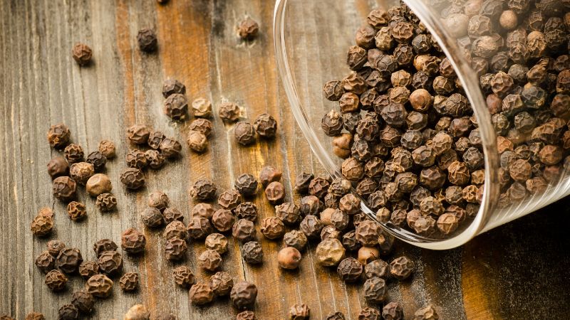 Giá tiêu thế giới