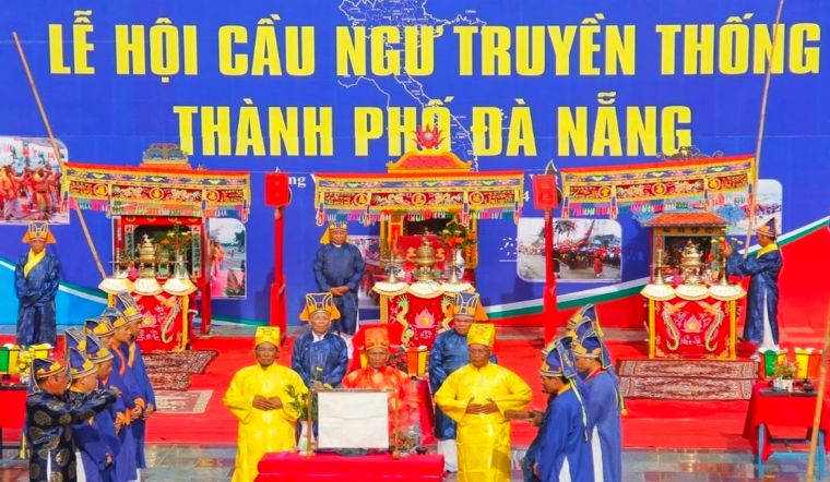 Tìm hiểu nguồn gốc, ý nghĩa lễ hội Cầu Ngư Đà Nẵng