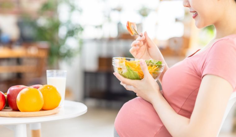 Thực hư việc không nên ăn đồ thừa của bà bầu do xui xẻo