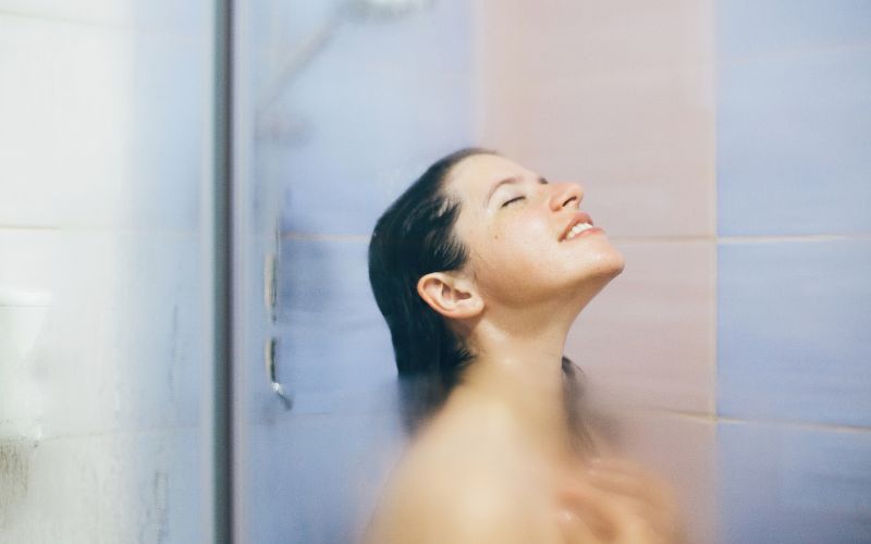 Cách tắm đơn giản vào mùa lạnh giúp giảm nguy cơ nhồi máu cơ tim