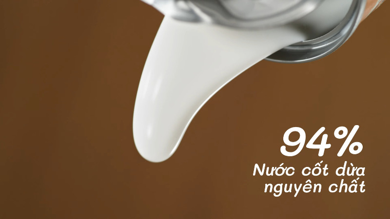 Nước cốt dừa xim Mom Cooks được làm từ 94% nước cốt dừa nguyên chất