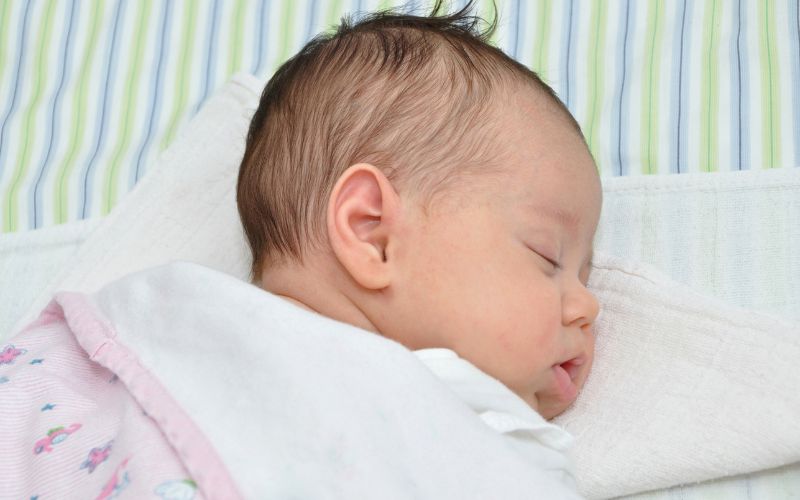 Nhiệt độ phòng cho trẻ sơ sinh bao nhiêu là tốt?