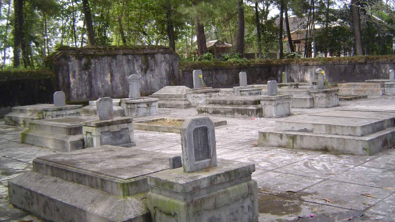 Ghé thăm nghĩa trang đặc biệt của các vị thái giám triều Nguyễn