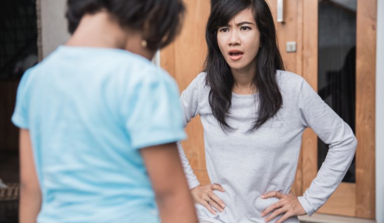 5 cách nuôi dạy con sai lầm có thể tạo nên sự chia rẽ giữa các con