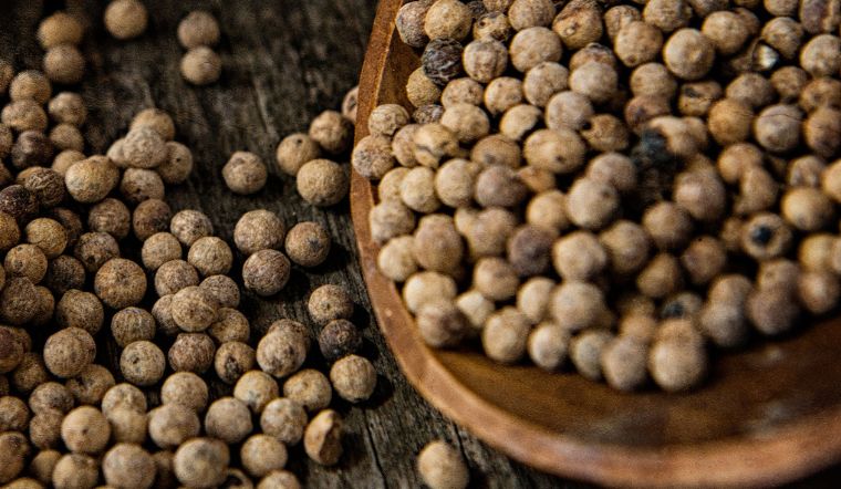 Giá tiêu hôm nay 13/03/2024: Tăng 500 - 1.000 đồng/kg