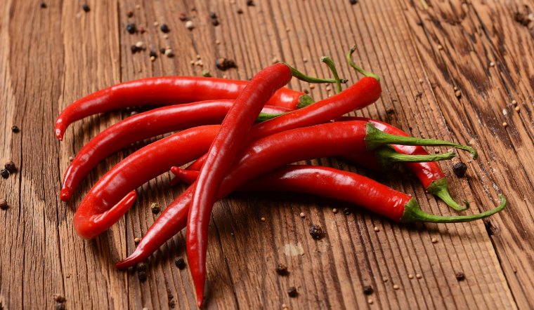 Giá ớt hôm nay 18/03/2024: Thêm 1 ngày nữa bình ổn