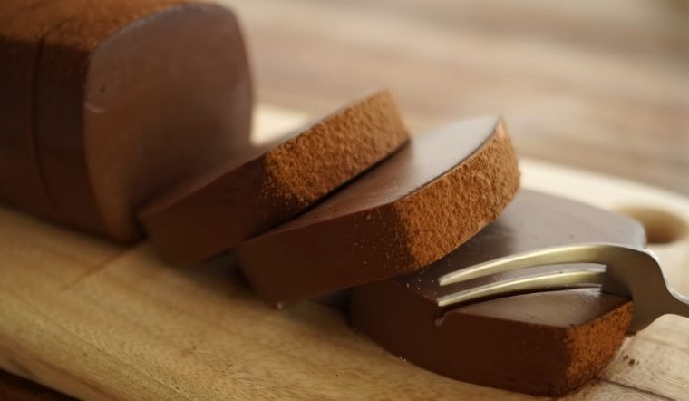 Cách làm pudding socola mềm mịn, ngọt béo đơn giản chỉ với 4 nguyên liệu