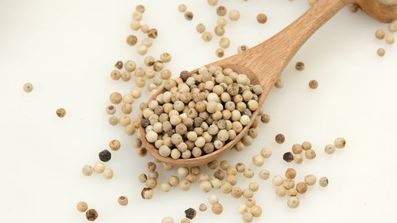 Giá tiêu thế giới Giá tiêu thế giới