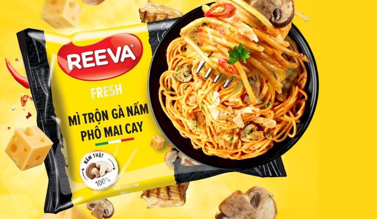 Mì trộn Reeva Fresh gà nấm phô mai cay dai ngon hết ý, bạn đã thử?