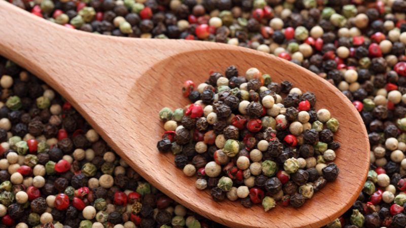 Giá tiêu thế giới Giá tiêu thế giới