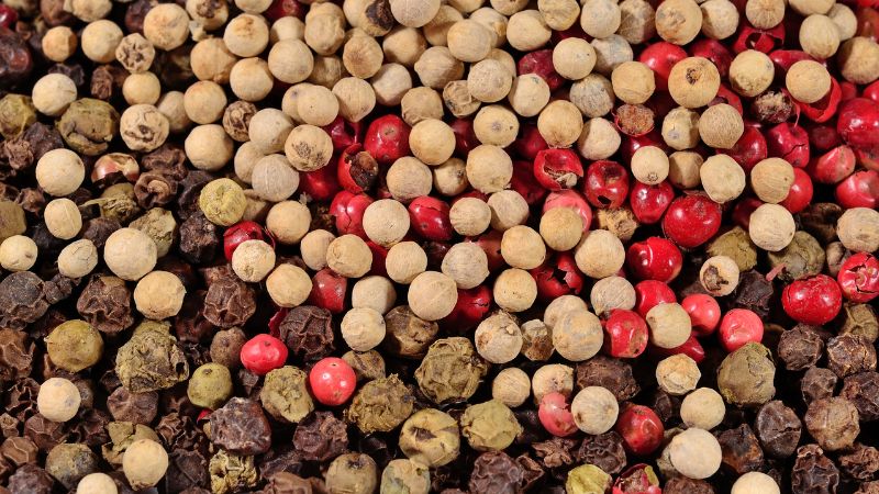 Giá tiêu thế giới Giá tiêu thế giới