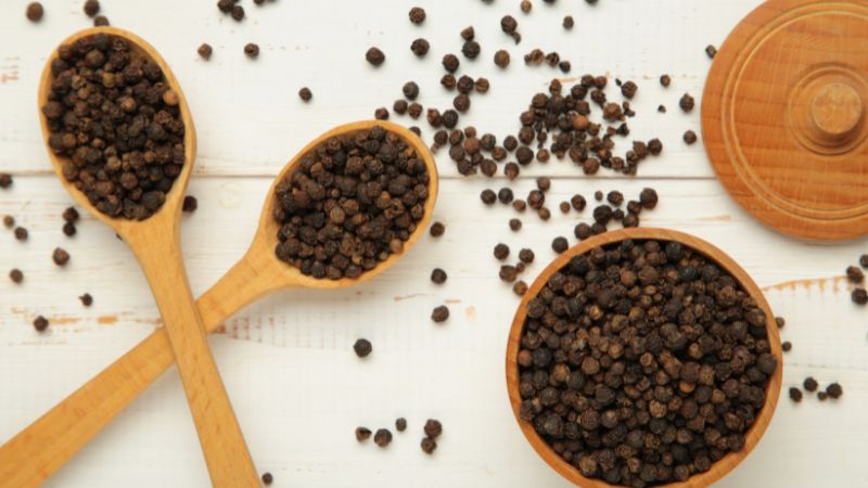 Giá tiêu thế giới Giá tiêu thế giới