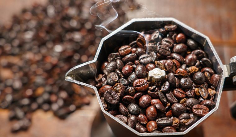 Giá cà phê hôm nay ngày 06/05/2024: Giảm tiếp 1.000 đồng/kg