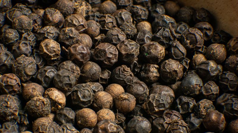 Giá tiêu thế giới