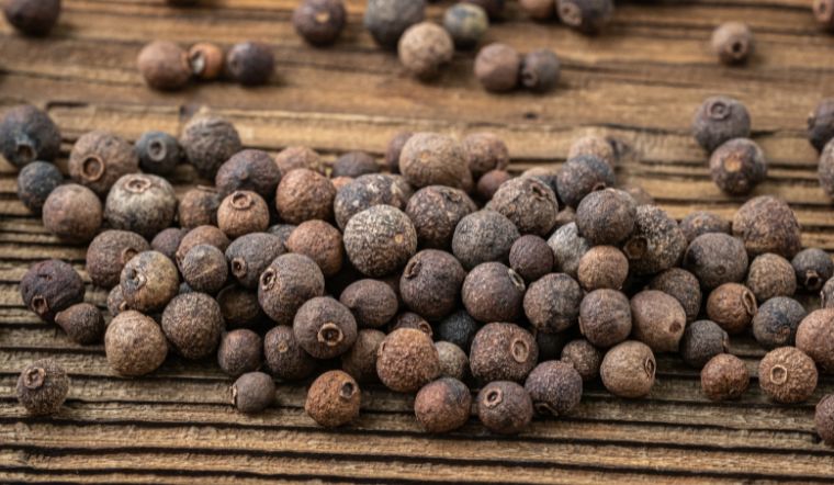 Giá tiêu hôm nay 24/05/2024: Duy trì mức tăng từ 1.000 đồng/kg