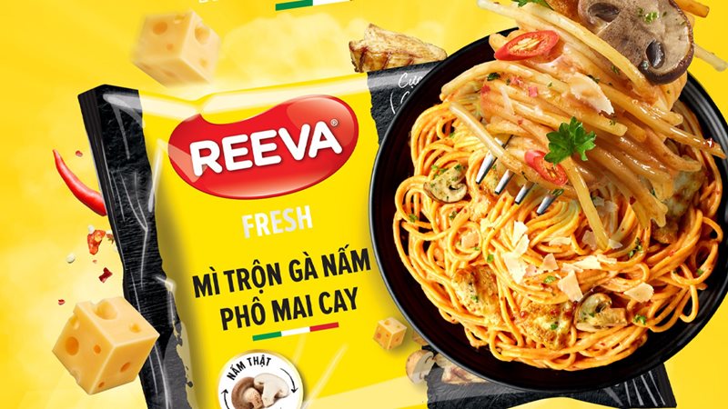 Mì trộn Reeva Fresh gà nấm phô mai cay