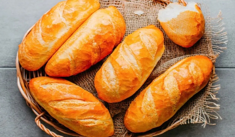 Nướng bánh mì: Nên chọn nồi chiên không dầu, lò vi sóng, lò nướng hay chảo?