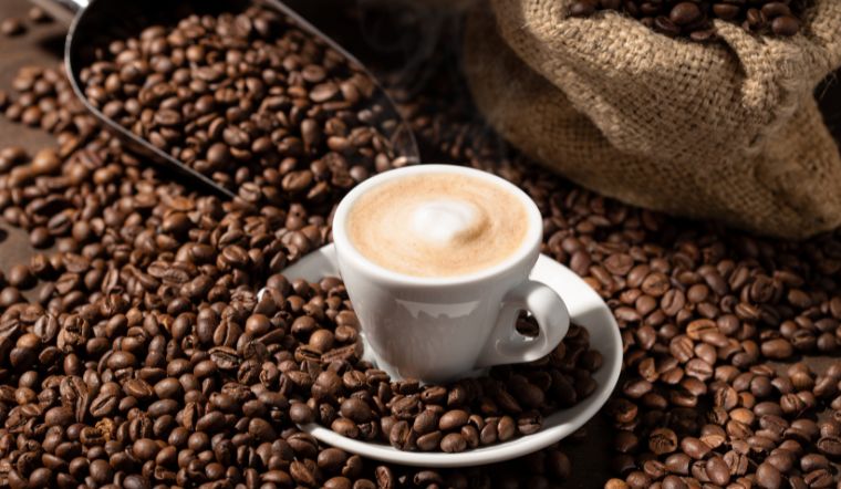 Giá cà phê hôm nay 18/06/2024: Tăng 1.000 đồng/kg