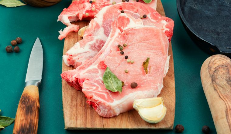 Giá thịt heo hôm nay 21/06/2024: Sườn non giảm còn 129.000 đồng/kg