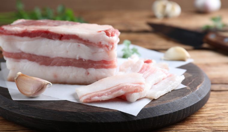 Giá thịt heo hôm nay 01/07/2024: Sườn non giá chỉ 153.000 đồng/kg