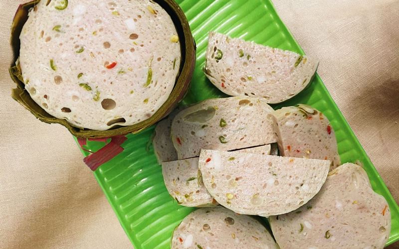 Chả lụa ớt xiêm xanh là gì?