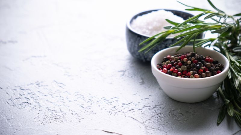 Giá tiêu thế giới