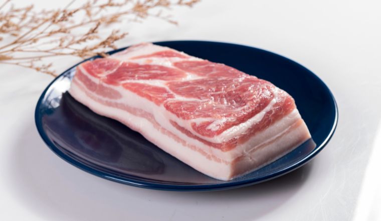 Giá thịt heo hôm nay 20/07/2024: Tiếp tục giảm giá sườn non