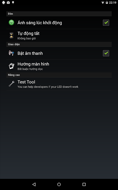 Screenshots Đèn pin LED Flashlight: Sử dụng đèn LED sáng chói