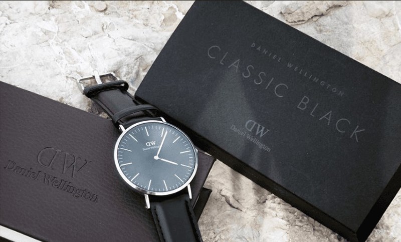 Đồng hồ si&ecirc;u mỏng được ưa th&iacute;ch bởi thiết kế tinh tế, nhẹ nh&agrave;ng