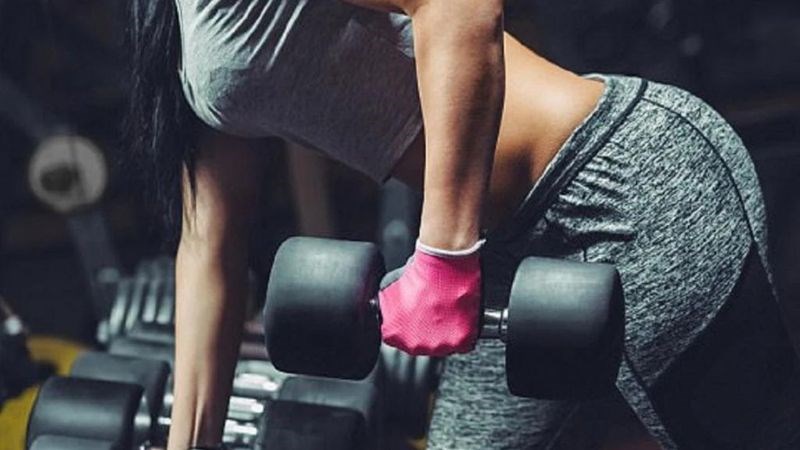 Các bài tập tạ nhẹ giúp tăng cơ, tăng cân