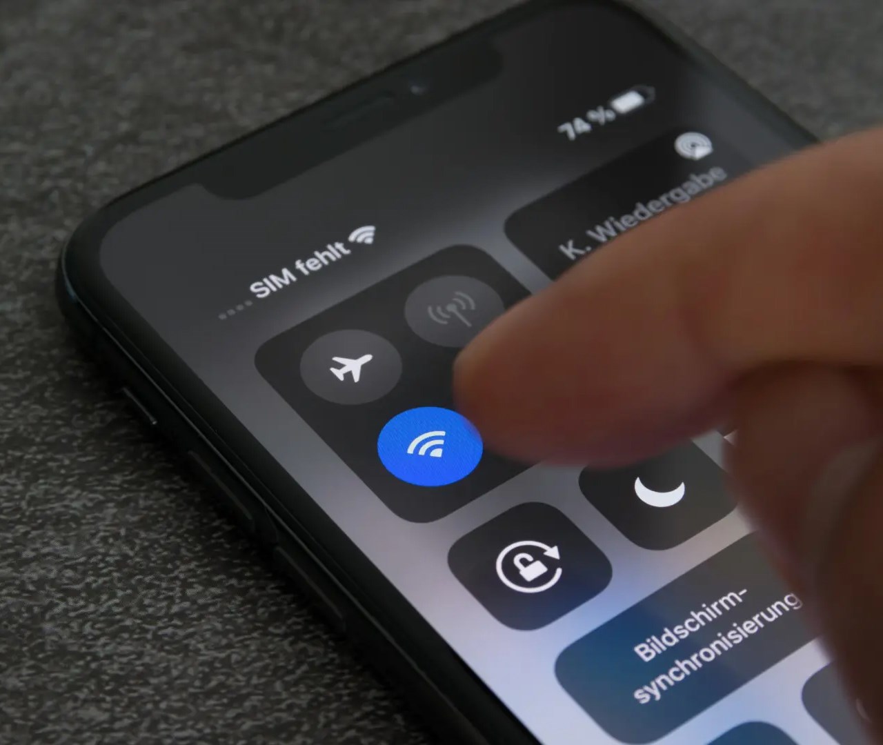 Không tạo được Apple ID