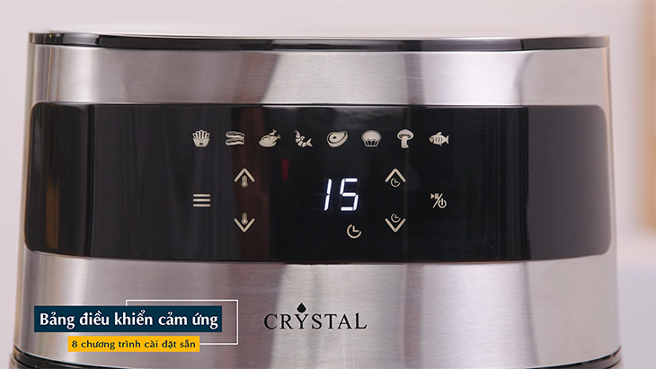 Bảng điều khiển màu đen của nồi chiên không dầu Crystal BF525