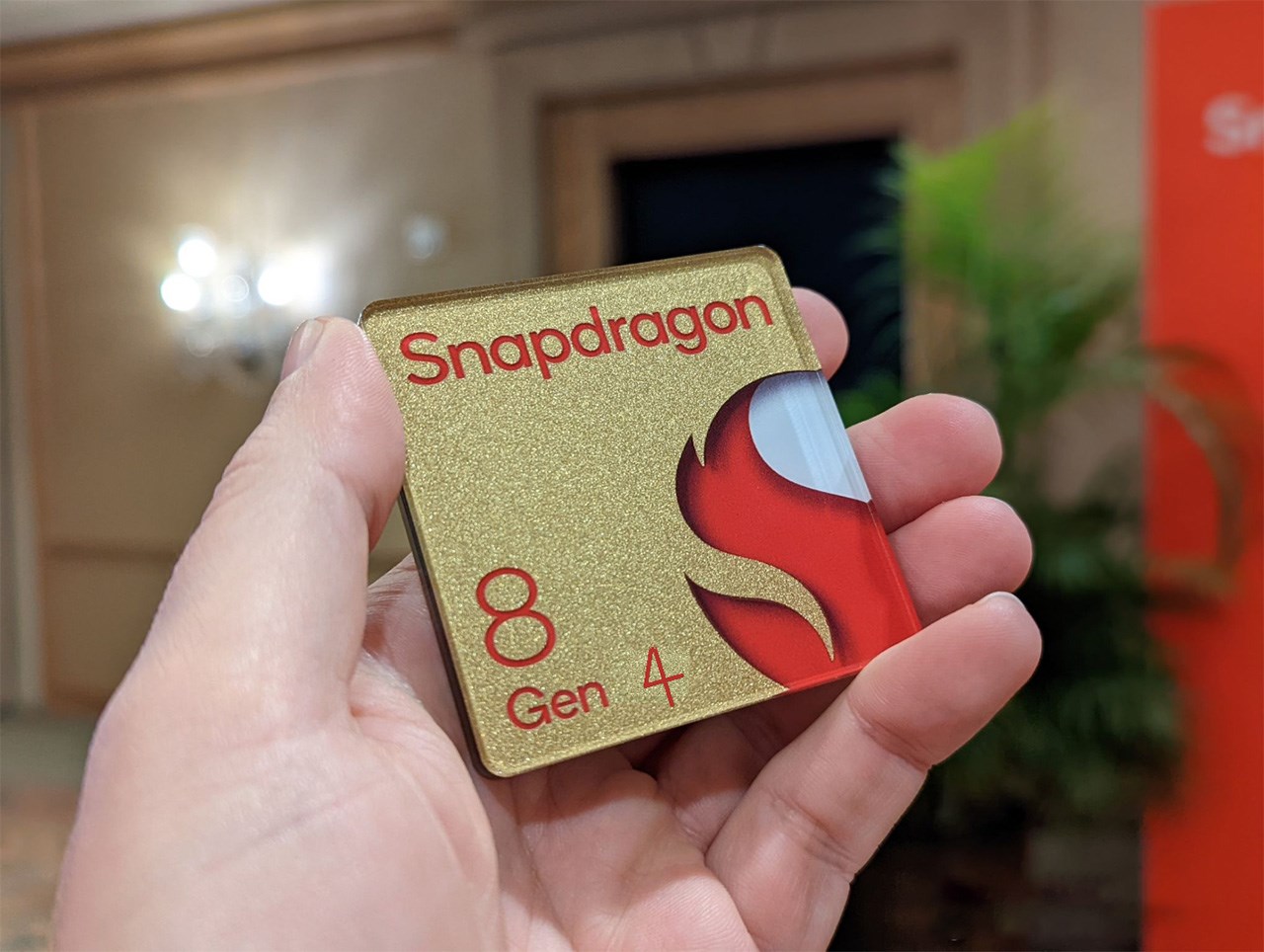 Snapdragon 8 Gen 4 hứa hẹn sẽ có tốc độ xung nhịp lên đến 4.00 GHz Snapdragon 8 Gen 4 hứa hẹn sẽ có tốc độ xung nhịp lên đến 4.00 GHz